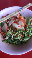 ร้านก๋วยเตี๋ยวหมูเจ้นาง food