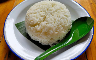 ผมไม่รู้ ผมนอนนา คาเฟ่ food