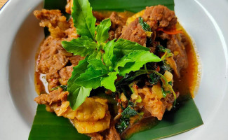 ผมไม่รู้ ผมนอนนา คาเฟ่ food