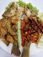 คลับทาโร่ เมืองพล food