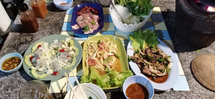 แสงจันทร์ จิ้มจุ่ม food