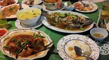 ครัวลำพู Lampu Seafood food