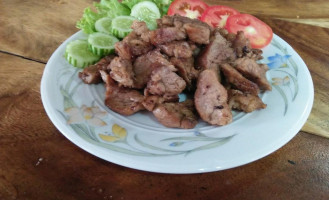 บ้านสวนบึงกาญจน์ food