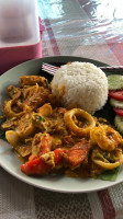 Pakorn's Kitchen food