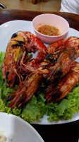 Nong Nueng Seafood food