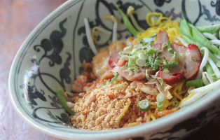 ก๋วยเตี๋ยวไท สังคโลก food