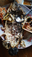 Tha Sai Seafood food