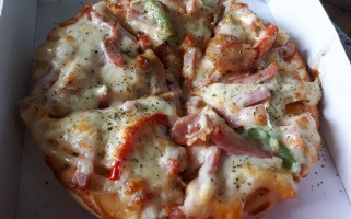 ร้านthis Is Pizza food