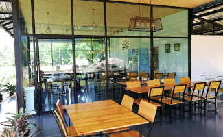 ทุ่งผาทอง Caff inside
