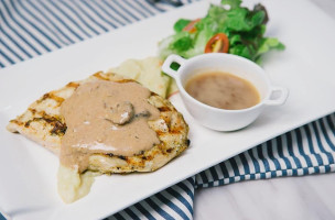 Duo Chef Kohsamed food