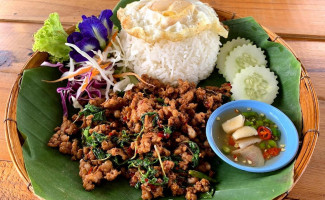 บ้านไร่ ฟาร์มอร่อย Baan Rai Farm A-roi food