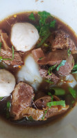 ก๋วยเตี๋ยวเรือนายโอ๊ต food