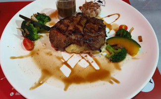 Cn Wine Steak House food