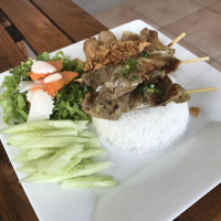 Mai Saigon Restaurant And Bar food