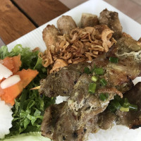Mai Saigon Restaurant And Bar food