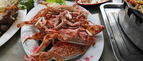 Heavy Seafood food