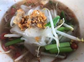 กู๋ระ ก๋วยเตี๋ยวหมูต้มยำ food