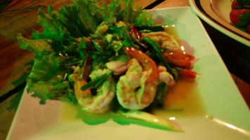 ครัวจันทน์ผา food