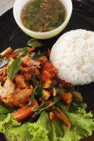 ครัวสุนทะรี Soon Ta Ree Kitchen food