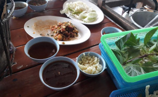 เตาถ่าน โคขุนโพนยางคำ สกลนคร Pon Yang Kham Grill food