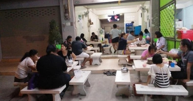 หมูย่างเกาหลี A&b สาขา2 พานทอง inside