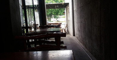 Taps Mix Resto Laurel inside
