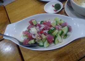 Taps Mix Resto Laurel food