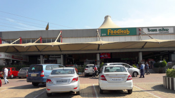 Food Hub, outside