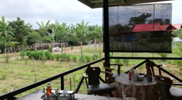บ้านสวนน้อยชมจันทร์ outside