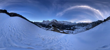 Tatavu Restaurant Bar – Sheraton Fiji Resort