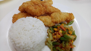 Drift Shift Diner food