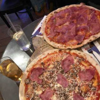 Cafe 17 food