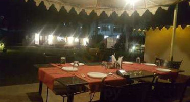 Sri Ranga Vilas Mani Kadai Since 1969) inside