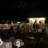 Ara Cafe Bir outside