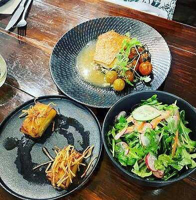 Wooden Horse Restaurant