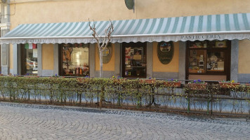Muddy's Cafe outside