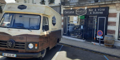 Babble Bar + Cafe outside