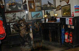 Pablo’s Escoburgers inside