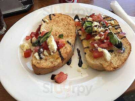 Mango Hill Tavern food