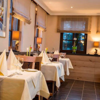 Grosvenor Hotel inside