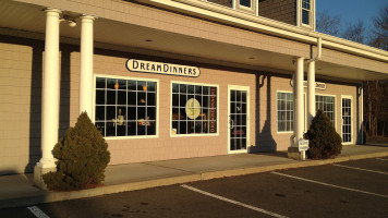 Lemon Tree Cafe outside