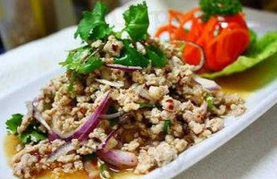 Kinnaree Thai Restaurant food