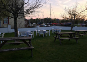 Margaret River Burger outside