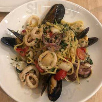 Twohans food