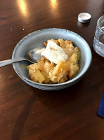 Gladstone Yacht Club food