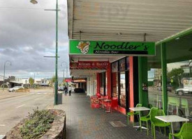 Noodlers Noodle Bar Albany outside