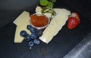 Kings Cross Hotel food