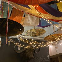 Tacking Point Tavern outside