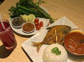 The Lengkuas Cafe food