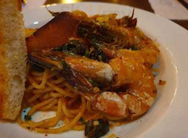 Perdu Bistro food